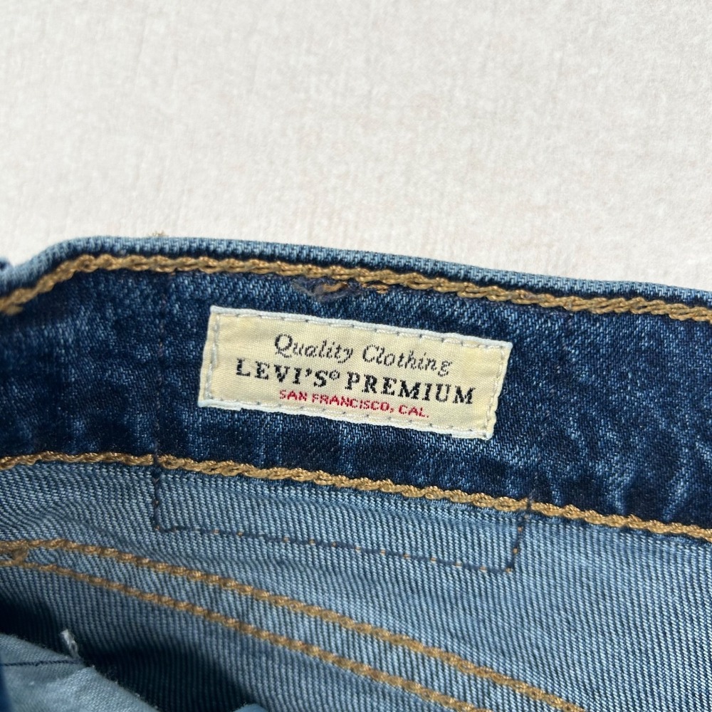 Wide Leg Blue Women's Jeans - Classic High-Rise Style - Picture 5 of 14